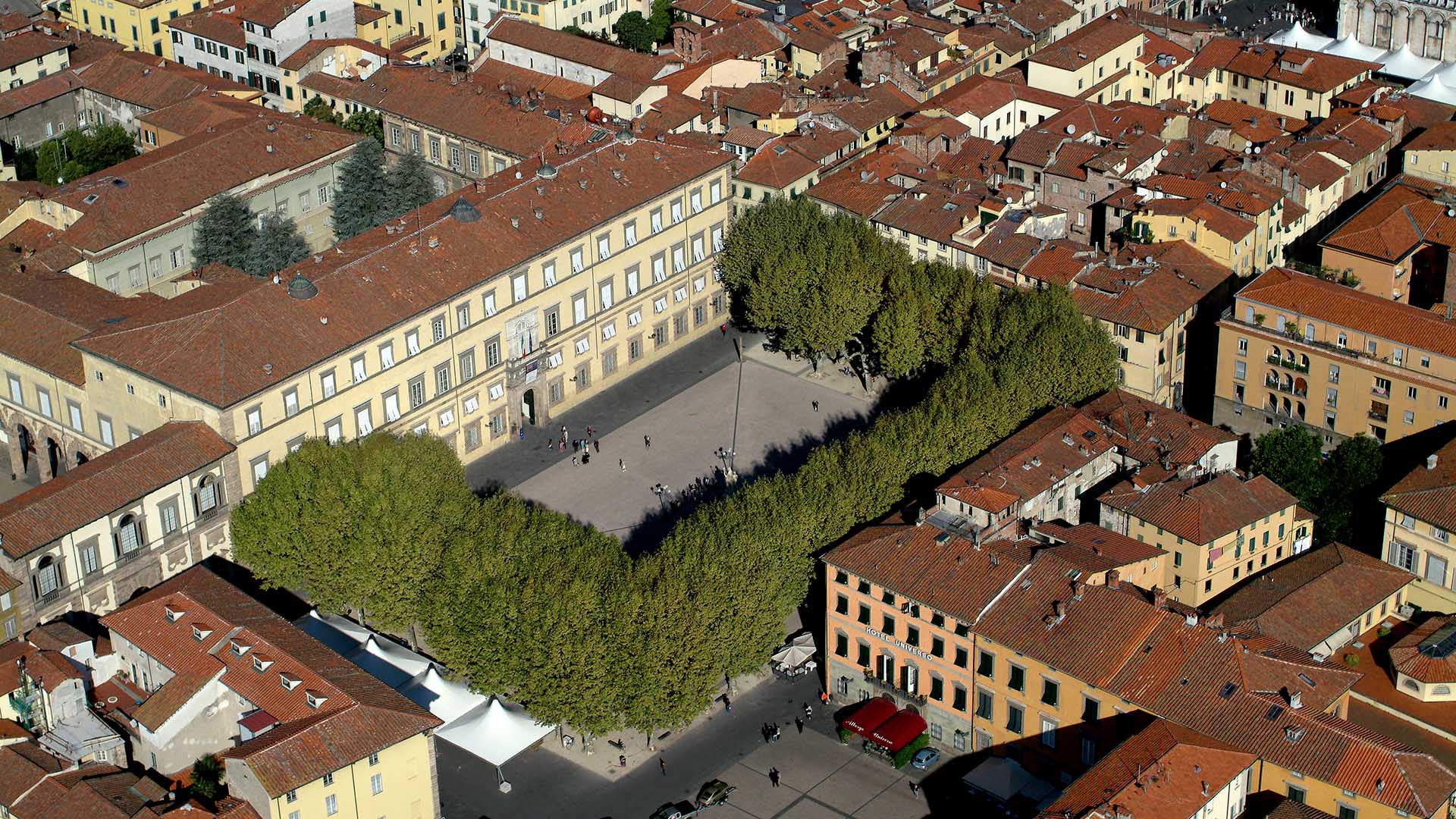 vedutsa aerea di palazzo ducale