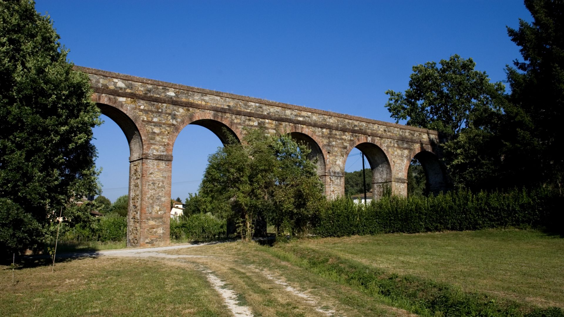 ARCATE DELL'ACQUEDOTTO DEL NOTTOLINI