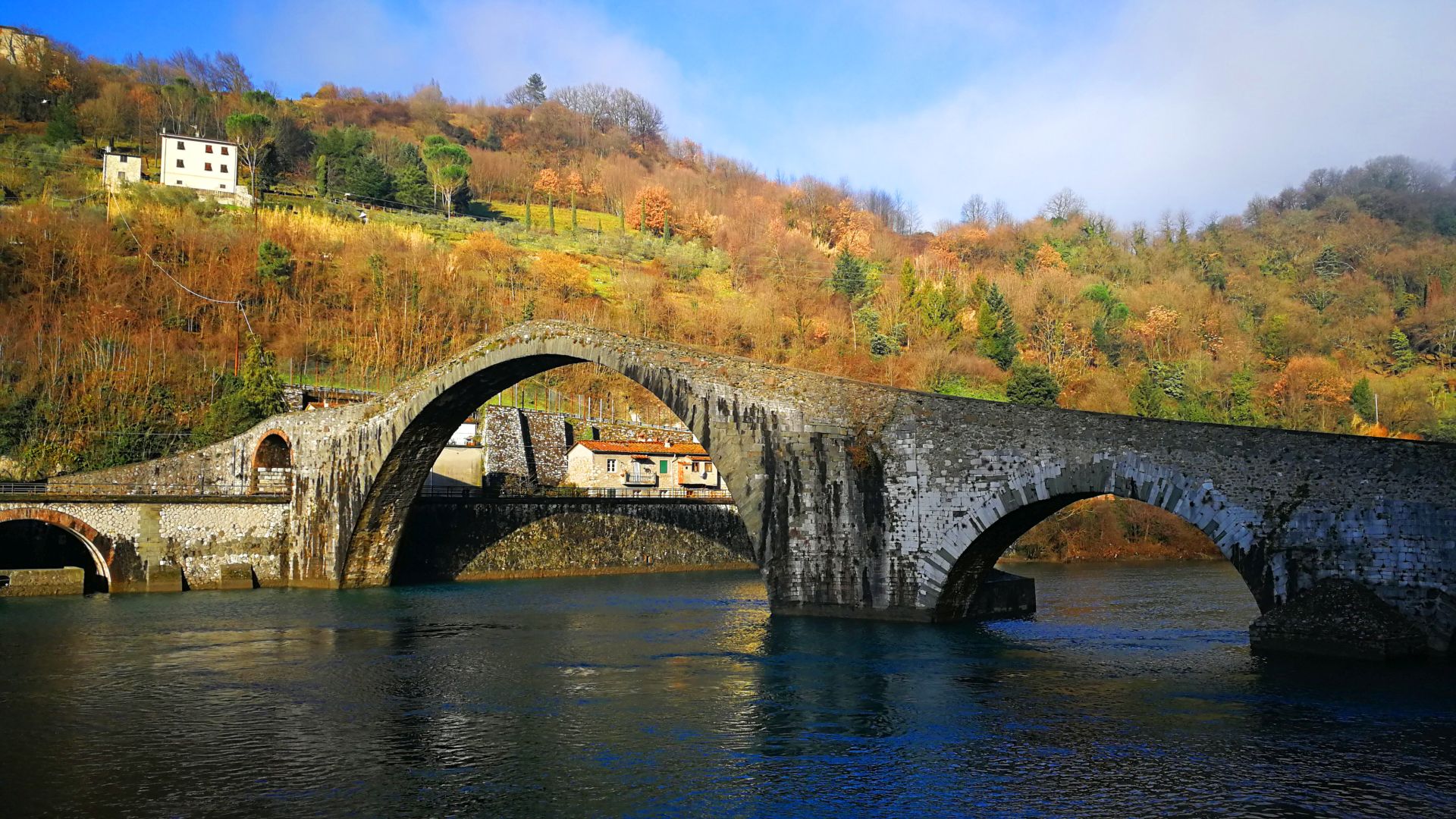 puente del diablo en borgo a mozzano