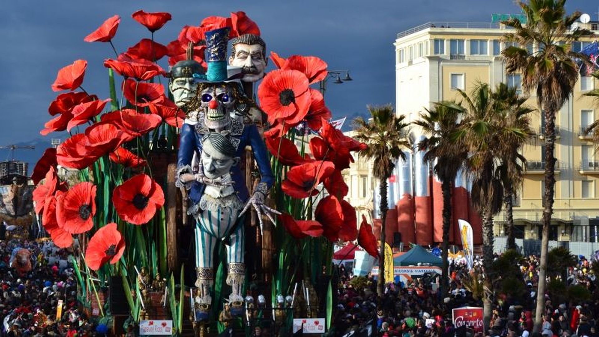 Carnevale di Viareggio, sflata dei carri lungomare