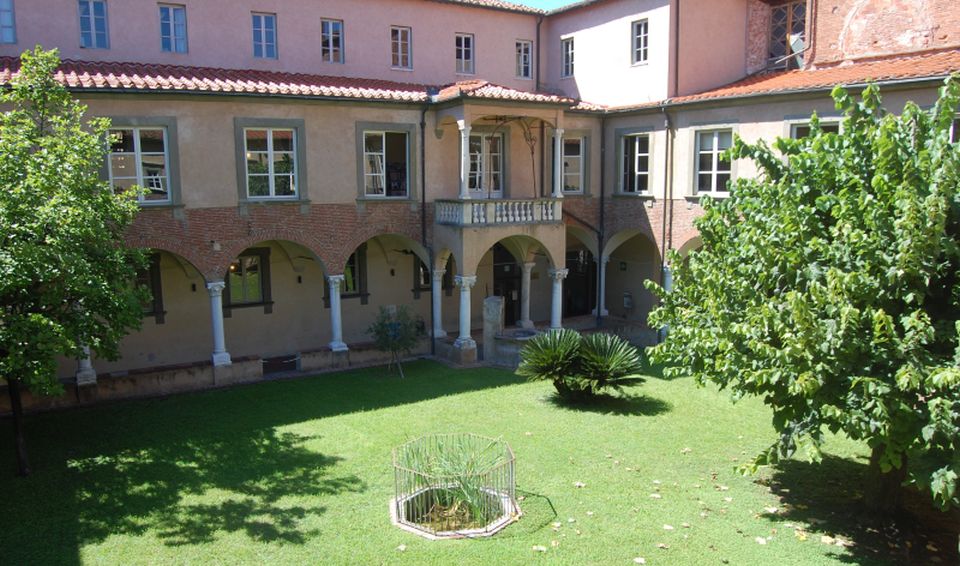 cloister of the cultural center Agorà in Lucca