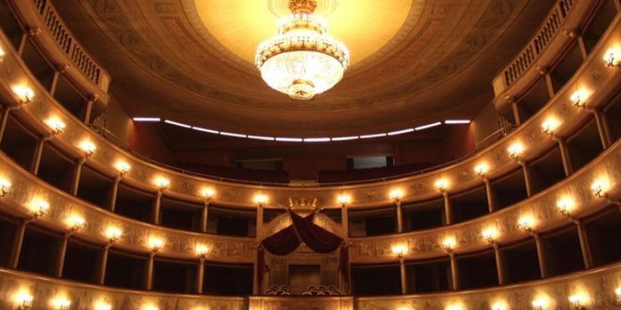 teatro del giglio lucca