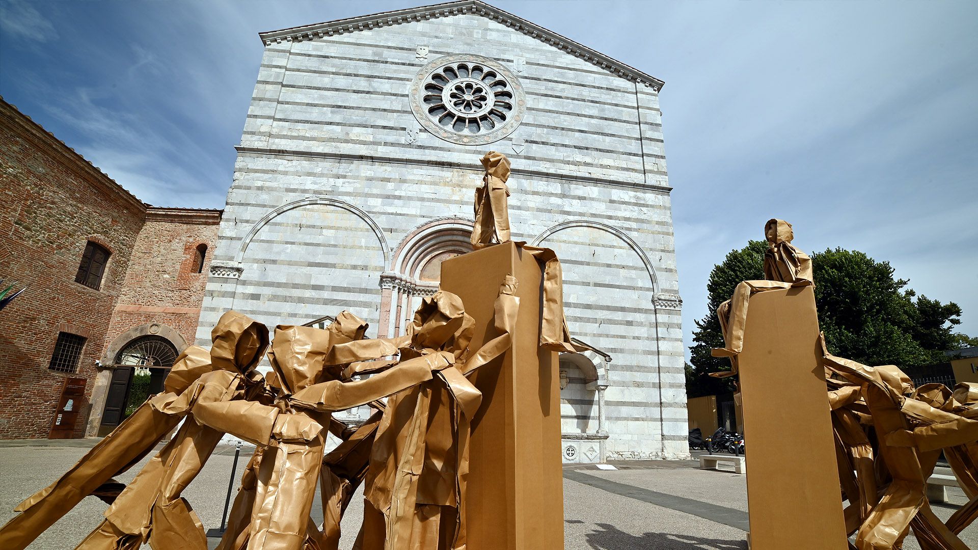 lubica - istallazione in piazza san francesco