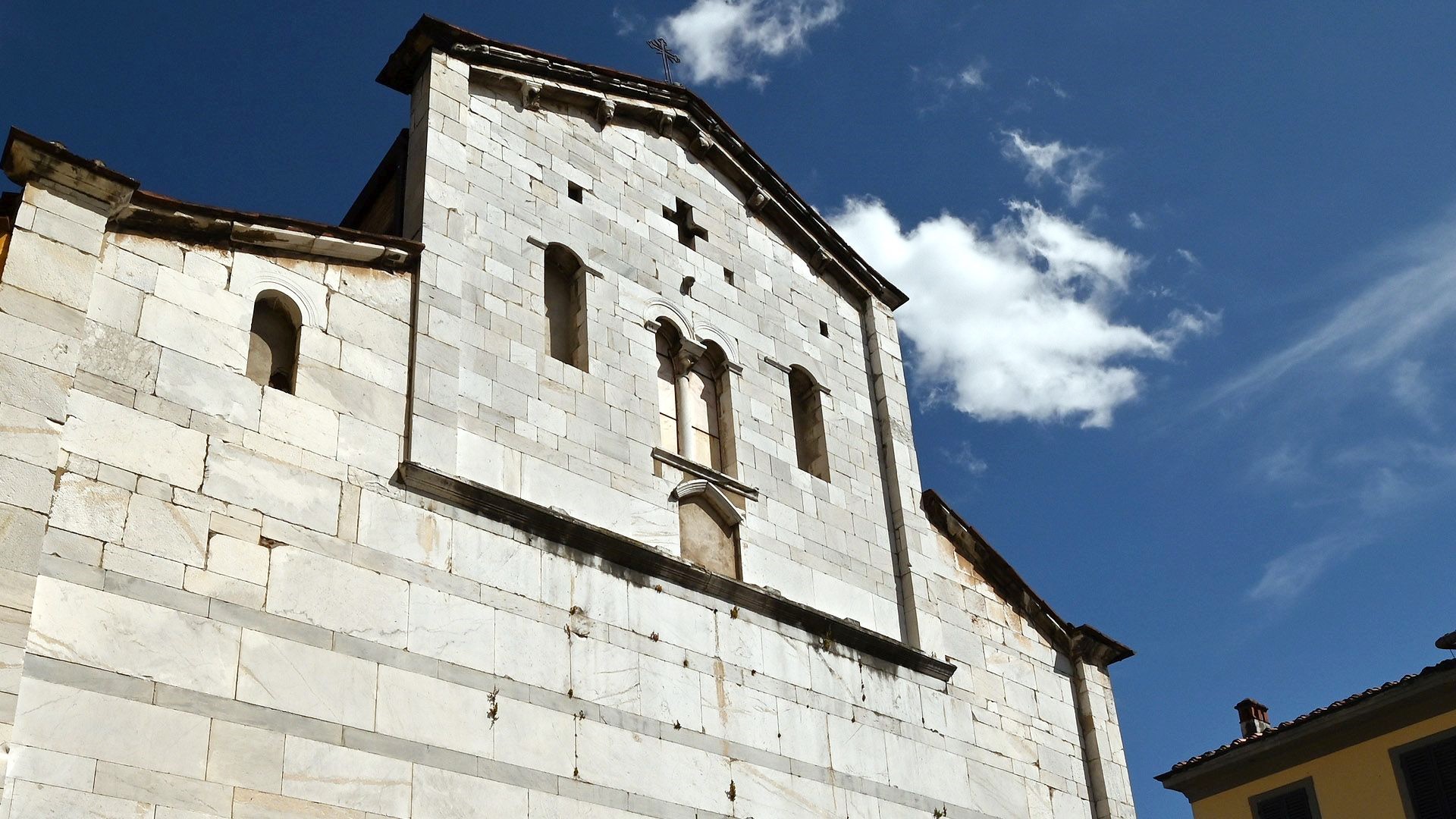 chiesa di Sant'alessandro a lucca