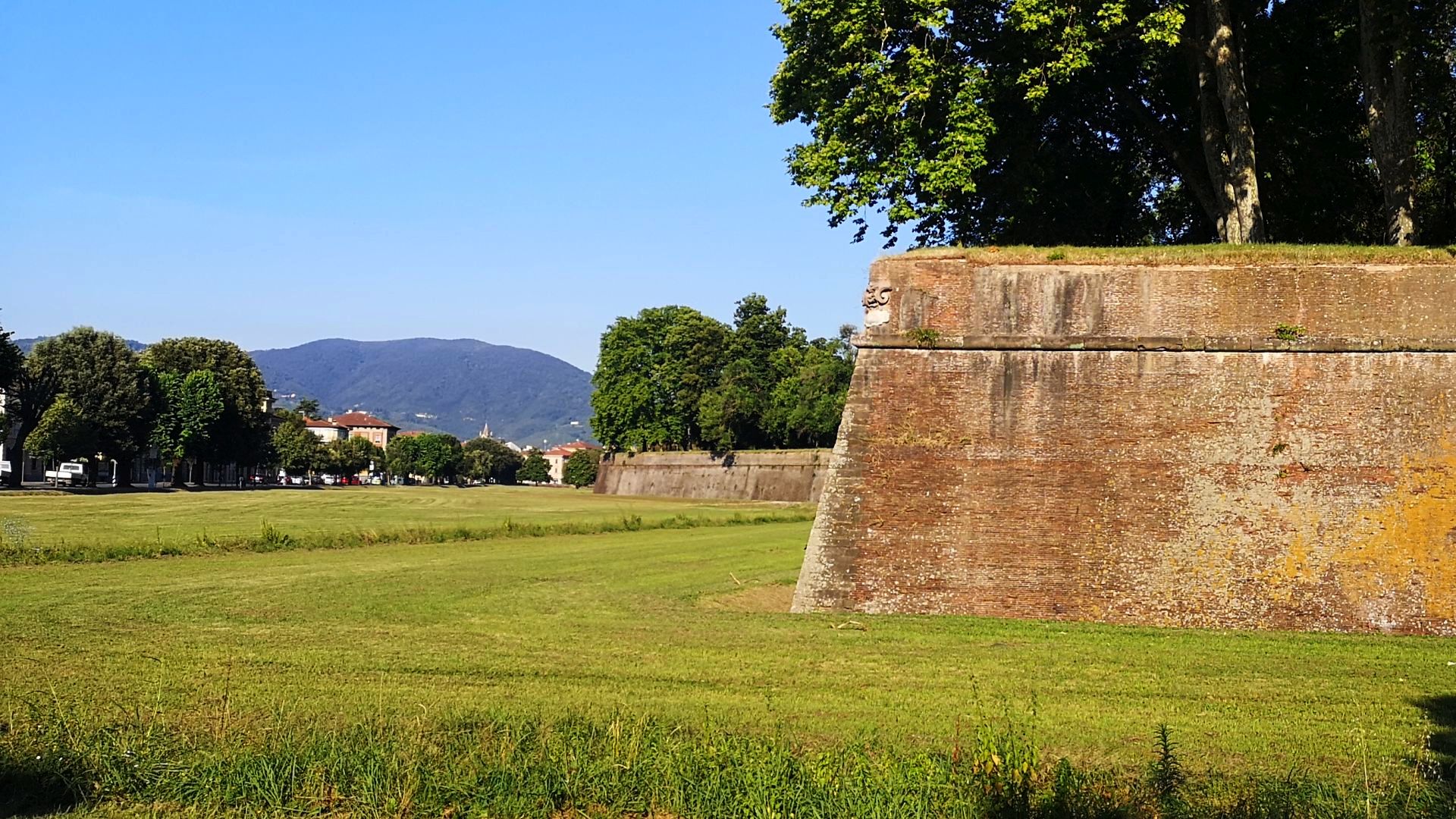 Le mura di Lucca