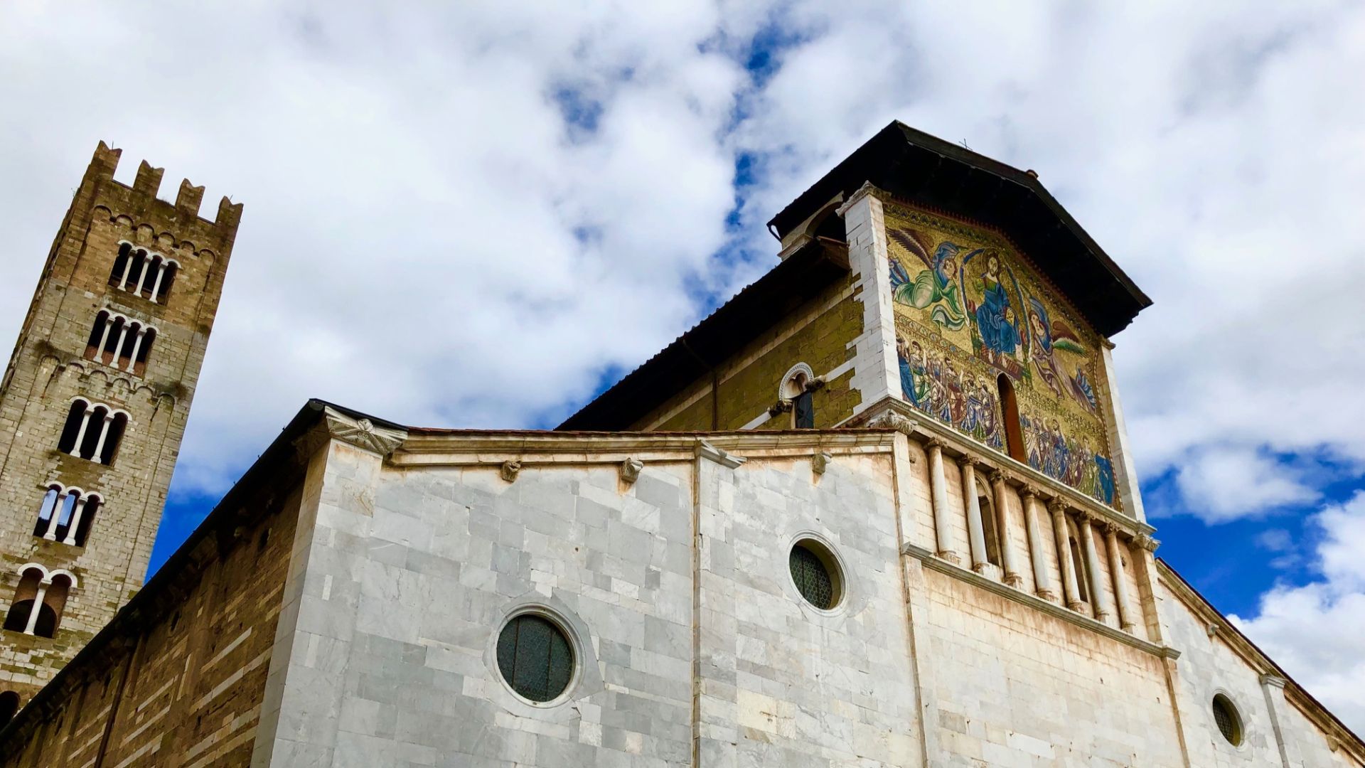 iglesia de san frediano a lucca