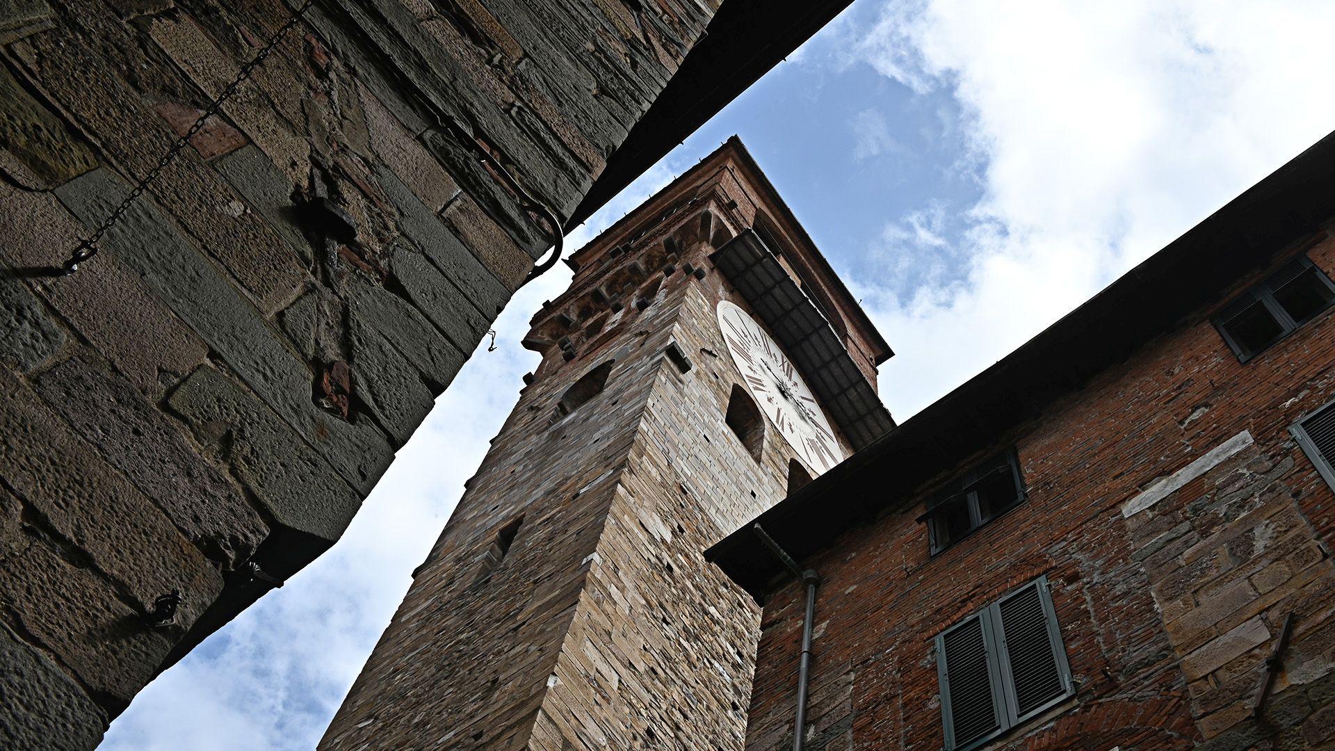 torre delle ore da via fillungo