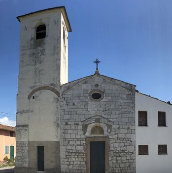 chiesa di san michele arcangelo in Meati nelle campagne di lucca