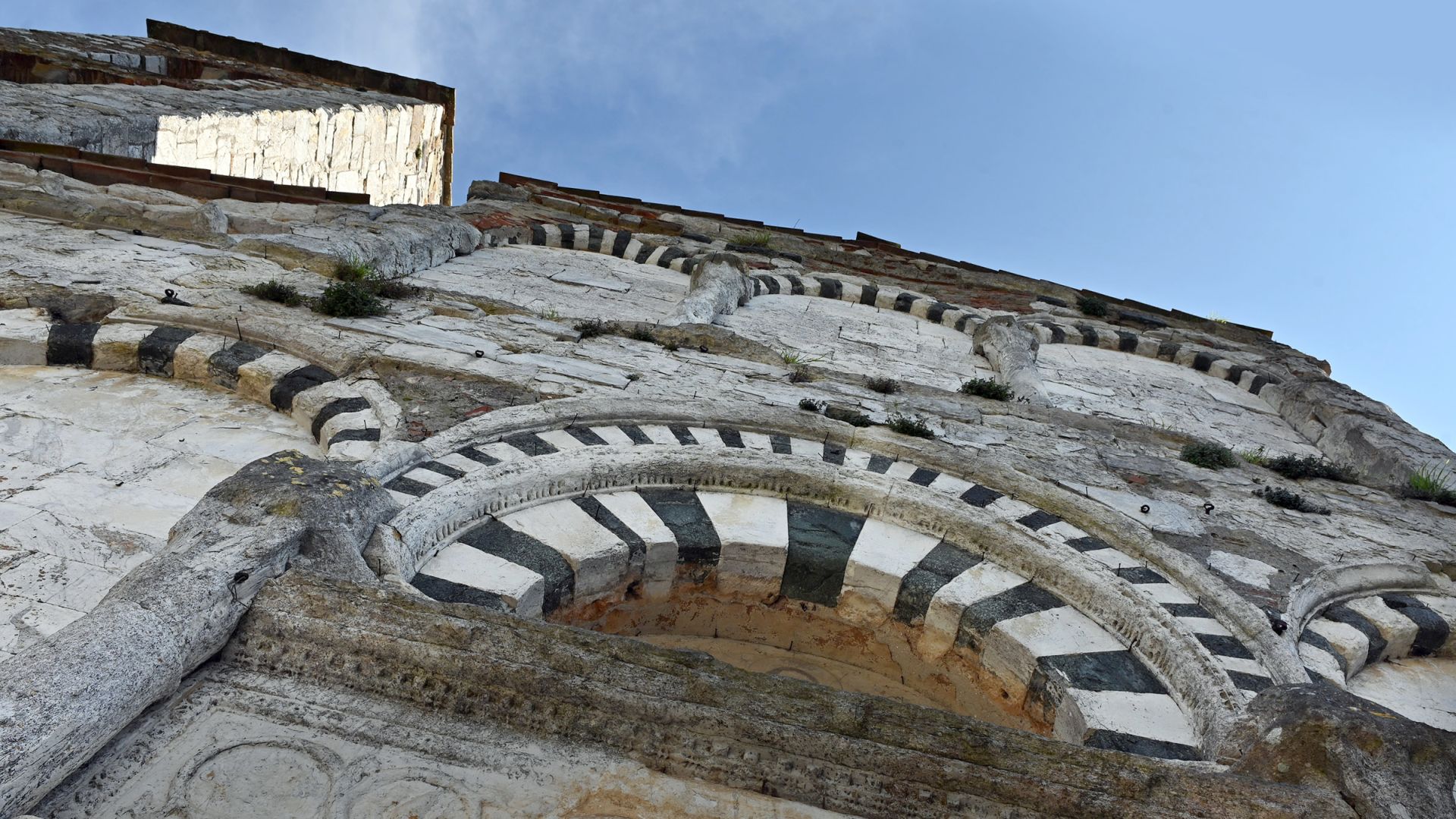 vieille eglise parrossoile de santa maria del giudice