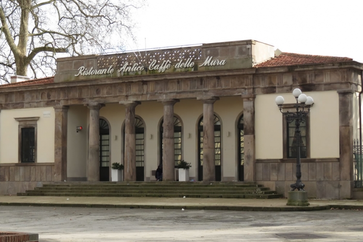 Caffè delle Mura _Lucca