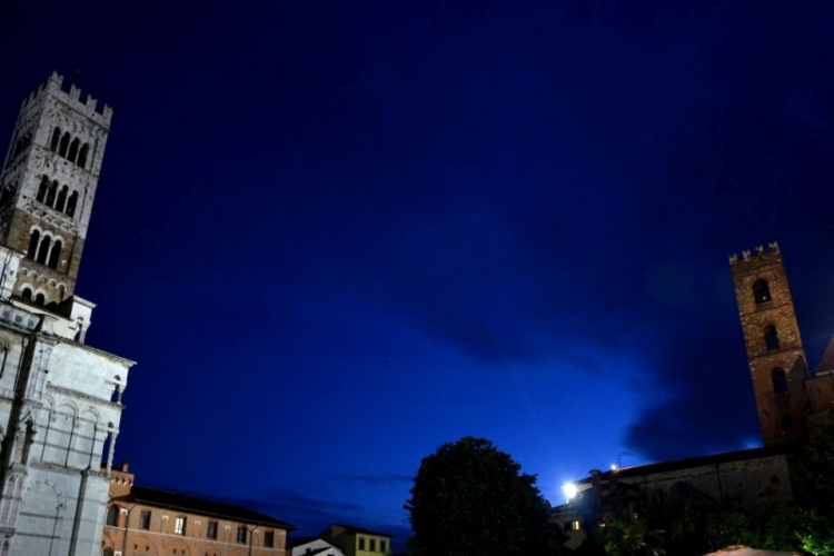 lucca di notte